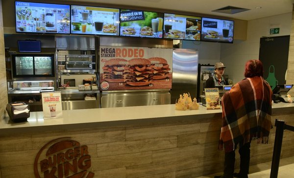 Expired chicken at Burger King: Tres Arroyos poultry farm gives irregular "extensions" to product shelf-life dates