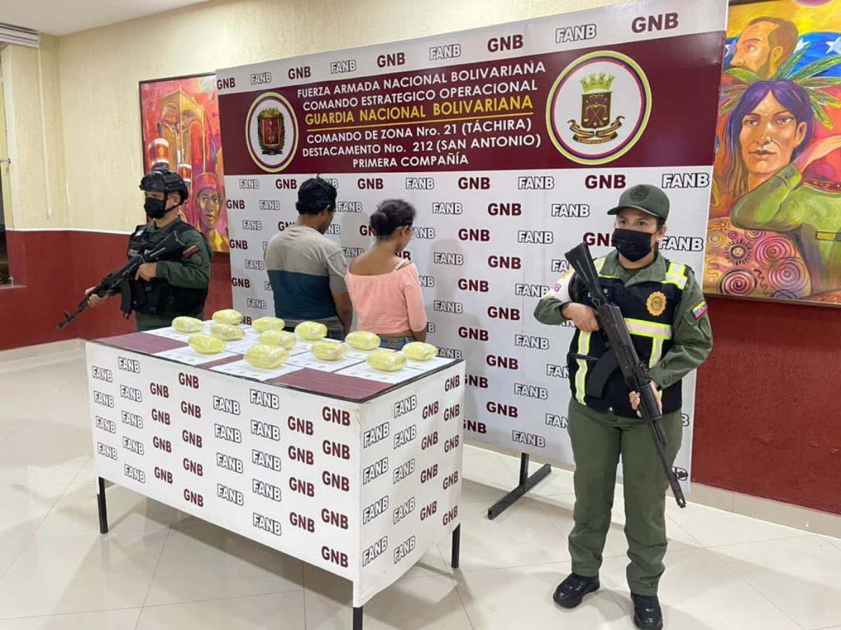 FANB detains two subjects in Táchira with 12 packages of marijuana