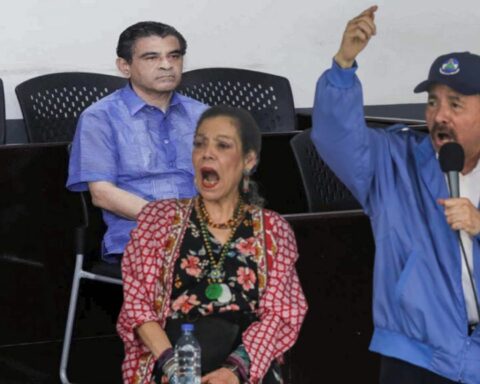 Father Román «Dictators are enraged by «the pastors who are loved by their people»