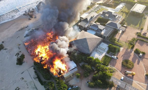 Fire in José Ignacio: Firefighters controlled the fire at the La Susana hostel