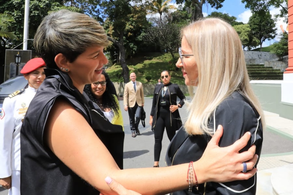 First Lady of Colombia addressed "the struggles for equality" during a visit to Miraflores