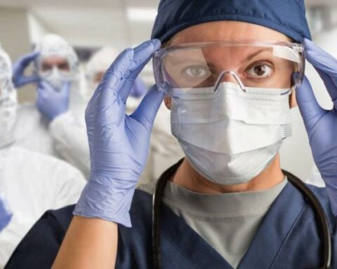 Former Ministers of Health filed the right to petition for the reform