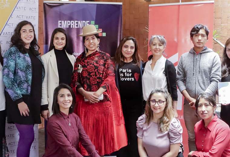 Four entrepreneurs won the first edition of the Impulsamos Bolivia Incubation Program