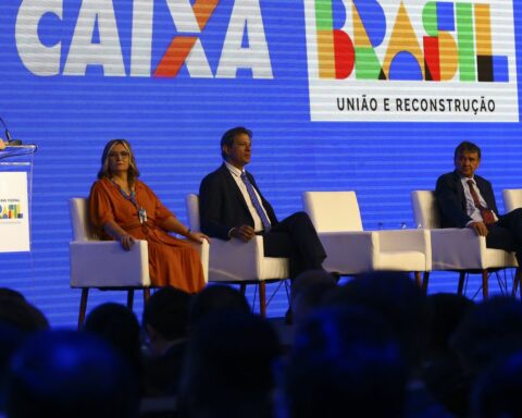 Government and Caixa sign protocol to assist indigenous peoples