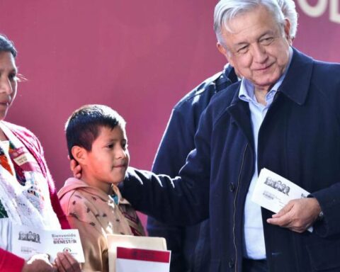 Government social programs must improve to address poverty, asks Coneval