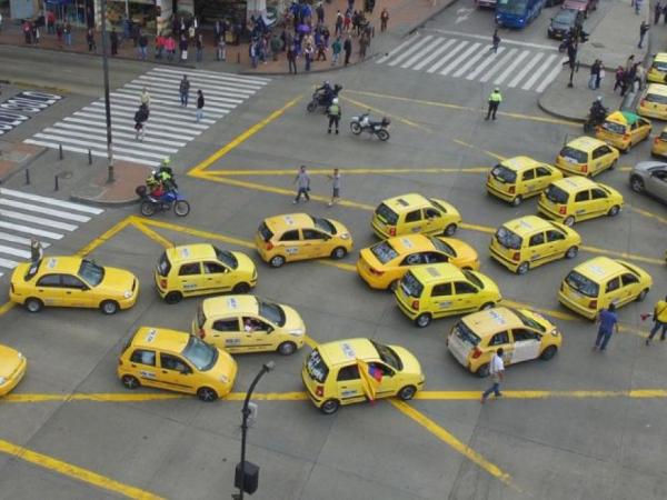 Government summons taxi drivers to a meeting to avoid future protests