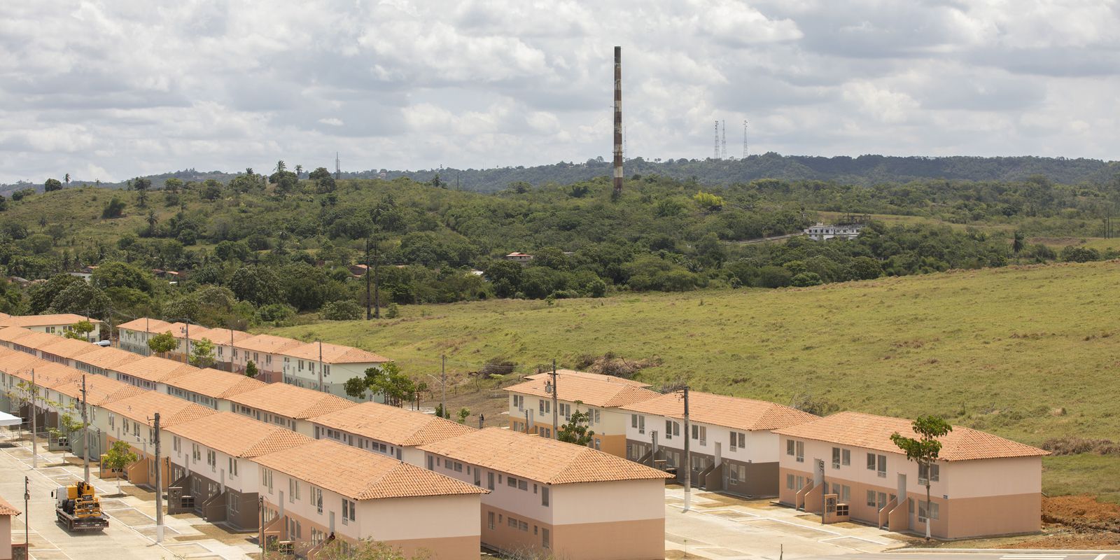 Government to resume work on 37,000 Minha Casa, Minha Vida units