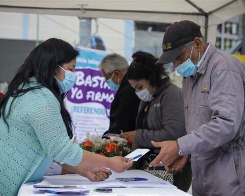 Half a hundred personalities sign a letter asking for support for judicial reform