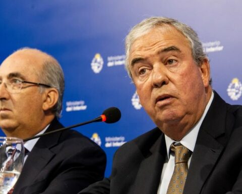 Heber assured that they are changes for "a new stage" that "has nothing to do with other matters"