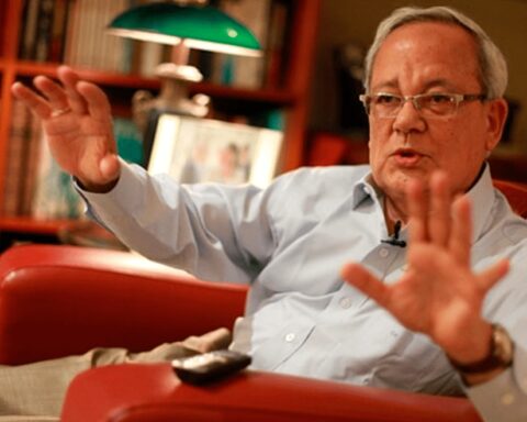 Hildebrandt: "The Constitutional Court has said: "Nobody messes with the Congress that gave birth to me""