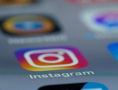 Instagram founders launch Artifact to rival Twitter and tackle misinformation
