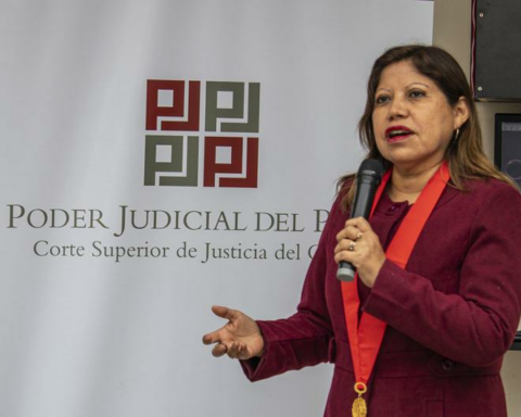 Judge Ruth Benavides, sister of the Nation's prosecutor, declines to join the OCMA