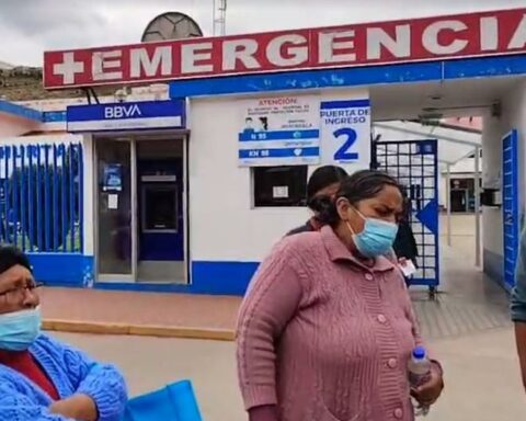 La Oroya: 73-year-old driver dies in the Essalud bathroom while waiting for attention