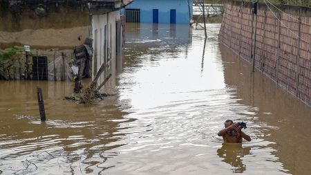 Landslides caused by heavy rains leave 19 dead in the state of São Paulo