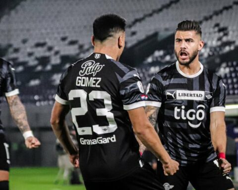 Libertad goes down to Nacional and is the only leader of the Apertura