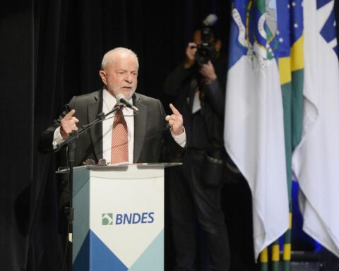 Lula says there is no justification for Selic to be at 13.75% per year