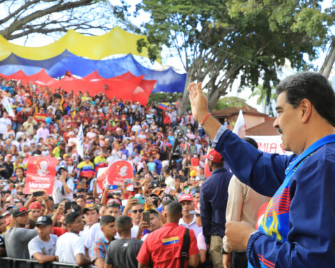 Maduro: this is the youth that will fight against the sanctions