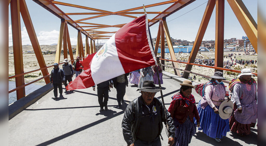 Marches in Peru: poverty and informality in the protesting regions