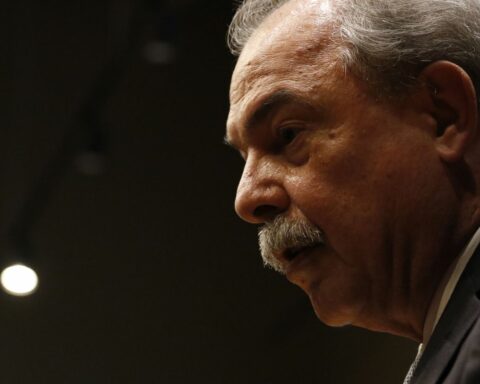 Mercadante: BNDES does not have a real risk with Americanas