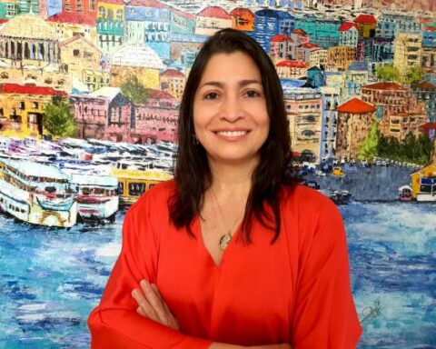 Microentrepreneurs, concerned about the draft of the labor reform