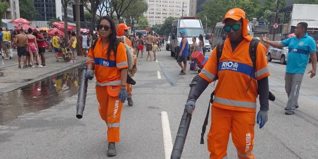 More than 66 tons of garbage were collected from the Sambódromo in Rio