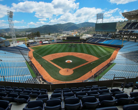 New La Rinconada stadium had a blackout in the middle of the Caribbean Series match