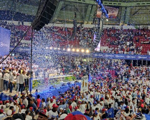 New leaders of the PRM are sworn in in activity of the +Cambio movement