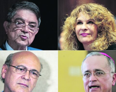 Nicaragua strips 94 exiles of their nationality