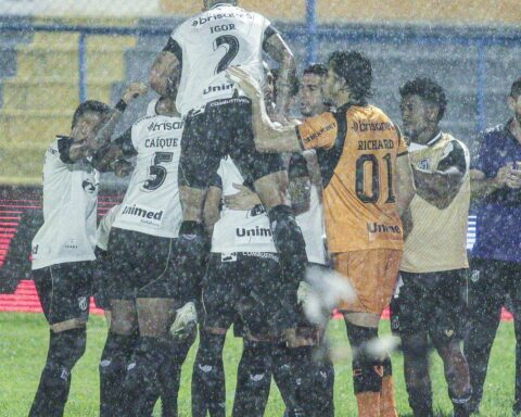 Northeast Cup: Ceará overtakes Fluminense-PI by 5-2