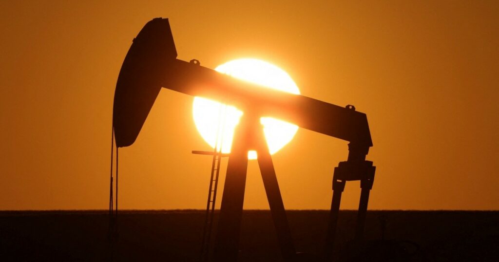 Oil prices rise on Russian production cut announcement