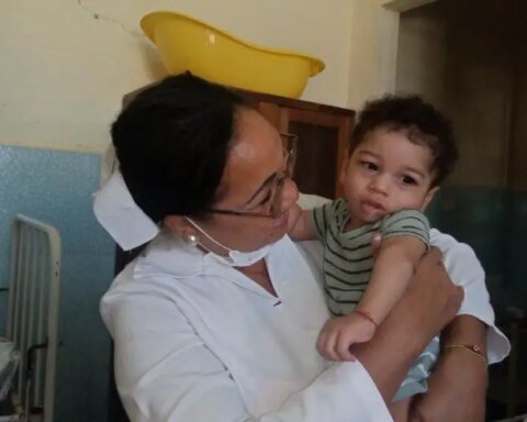 Osmán, el bebé abandonado que vive en un hospital de Trinidad