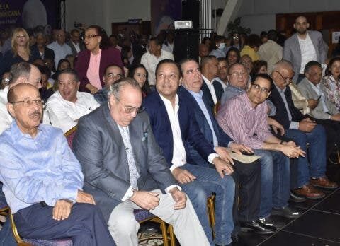 PLD cierra ciclo interno votando por secretarías