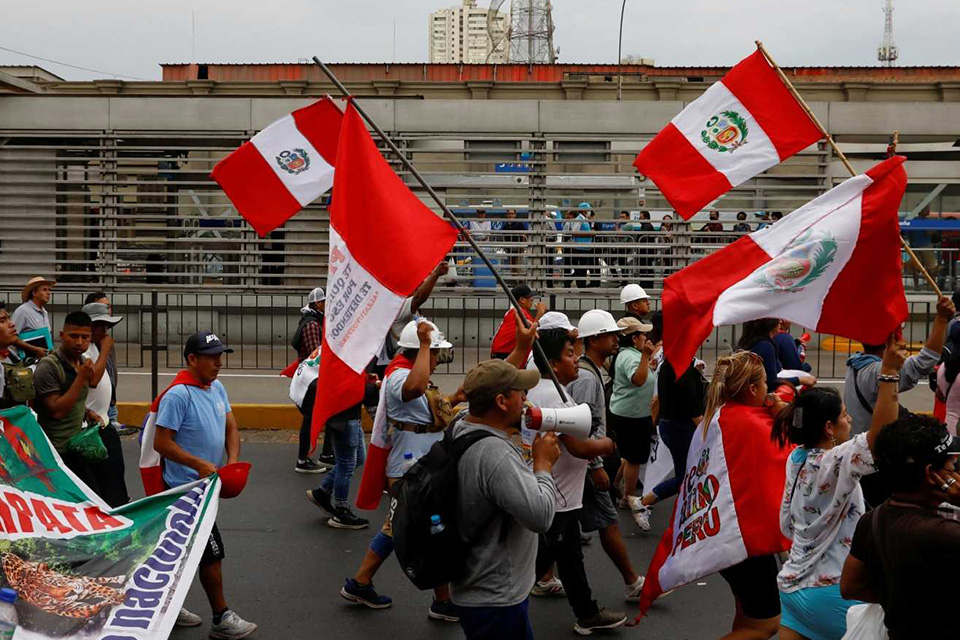 Peru reports more than 70 points with traffic interrupted by protests