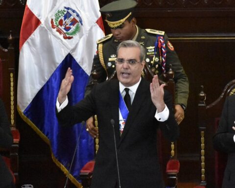 Presidente anuncia segunda ola de transformaciones institucionales