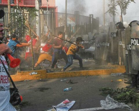 Prosecutor's Office accuses criminal organization of alleged financiers of protests in Lima