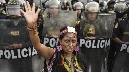 Protesters and police stopped the clashes for a while and played carnival