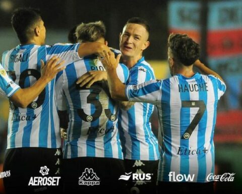 Racing debuts in the Argentine league and Huracán takes the lead