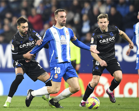 Real Sociedad beat Espanyol 3-2 and remain firm on the podium