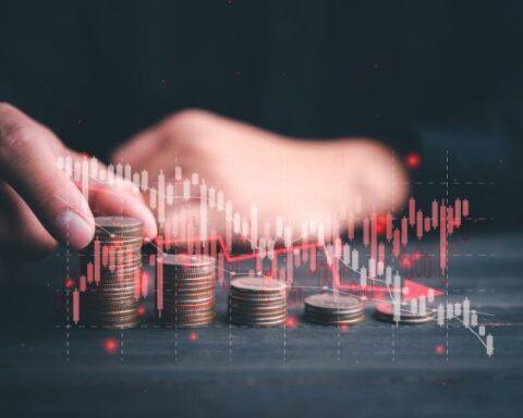 Recession winds are approaching Latin America and Colombia would not 'be saved'