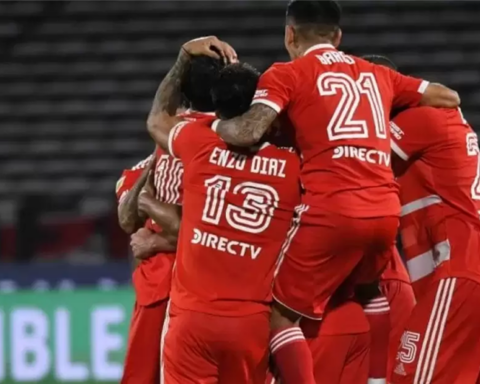 River defeated Banfield and will play the final of the Champions Trophy against Boca