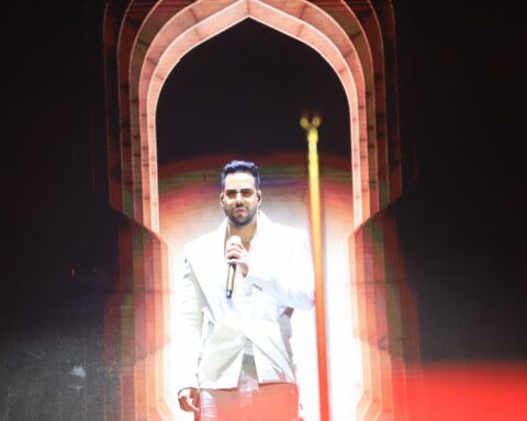 Romeo, enormous, is delivered to the Peruvian public