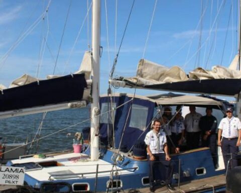 Sailboat seized and donated to the Scouts of Brazil makes 1st expedition