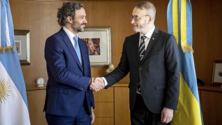 Santiago Cafiero received the new Ukrainian ambassador in Argentina
