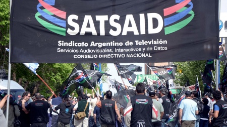 Satsaid workers will mobilize to the Ministry of Labor for salary increases