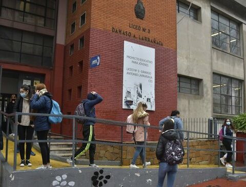 Secondary extended the deadline for one week to change high school for those entering the 7th year