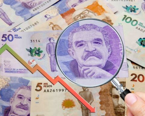 The Colombian peso, third most devalued currency in the world in February
