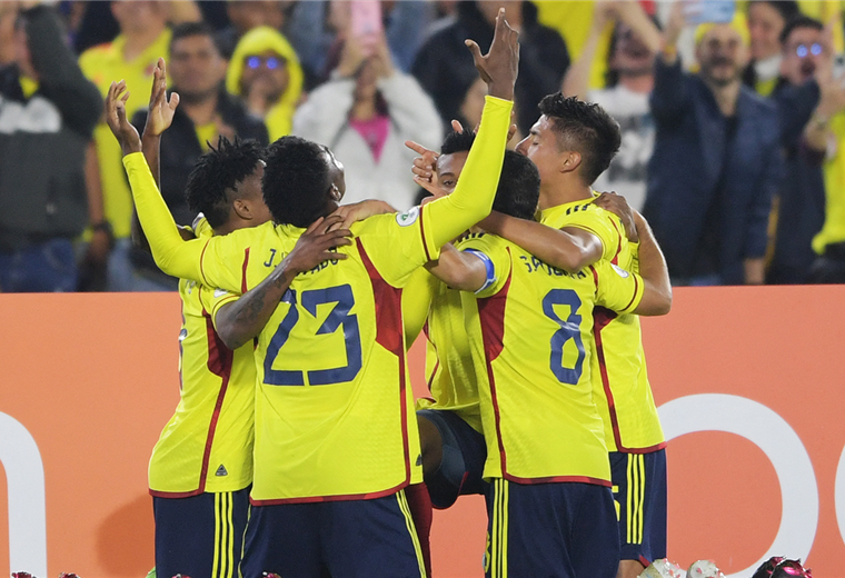 The Colombian striker finds the goal and passes over Paraguay (3-0) in the South American U-20