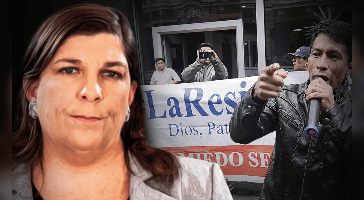 The Resistance arrives at the home of Rosa María Palacios and harasses a journalist