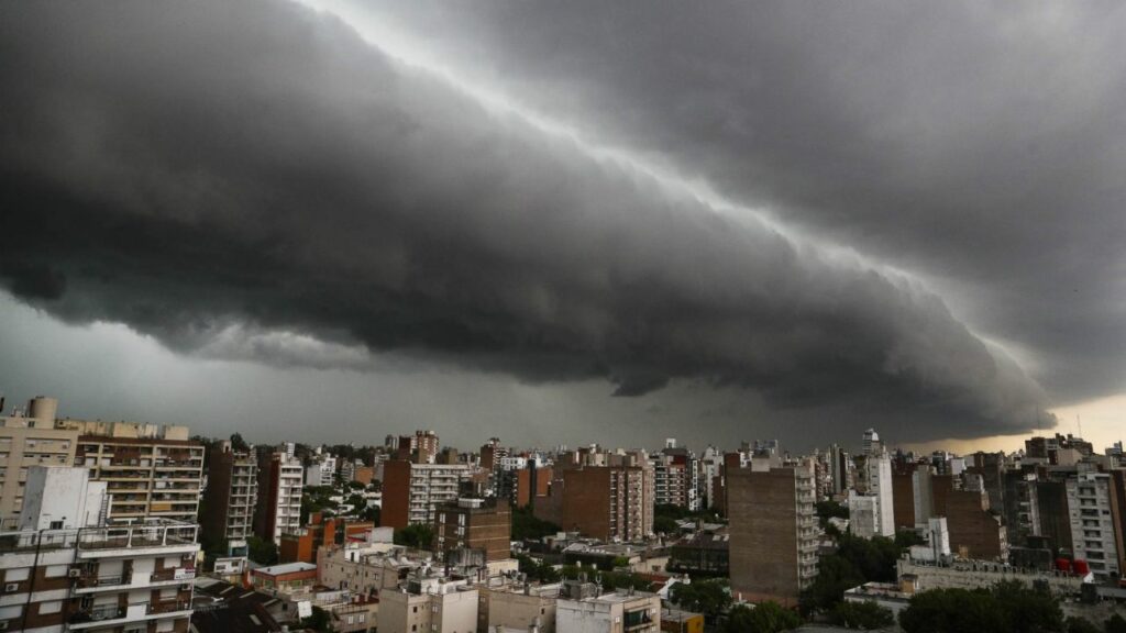 The SMN issued a meteorological alert for intense storms