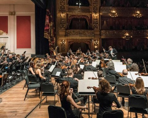 The Teatro Colón orchestra will give a free concert in Centenario Park